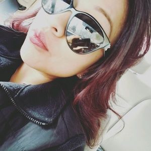 Meet your Posher, Yasmin